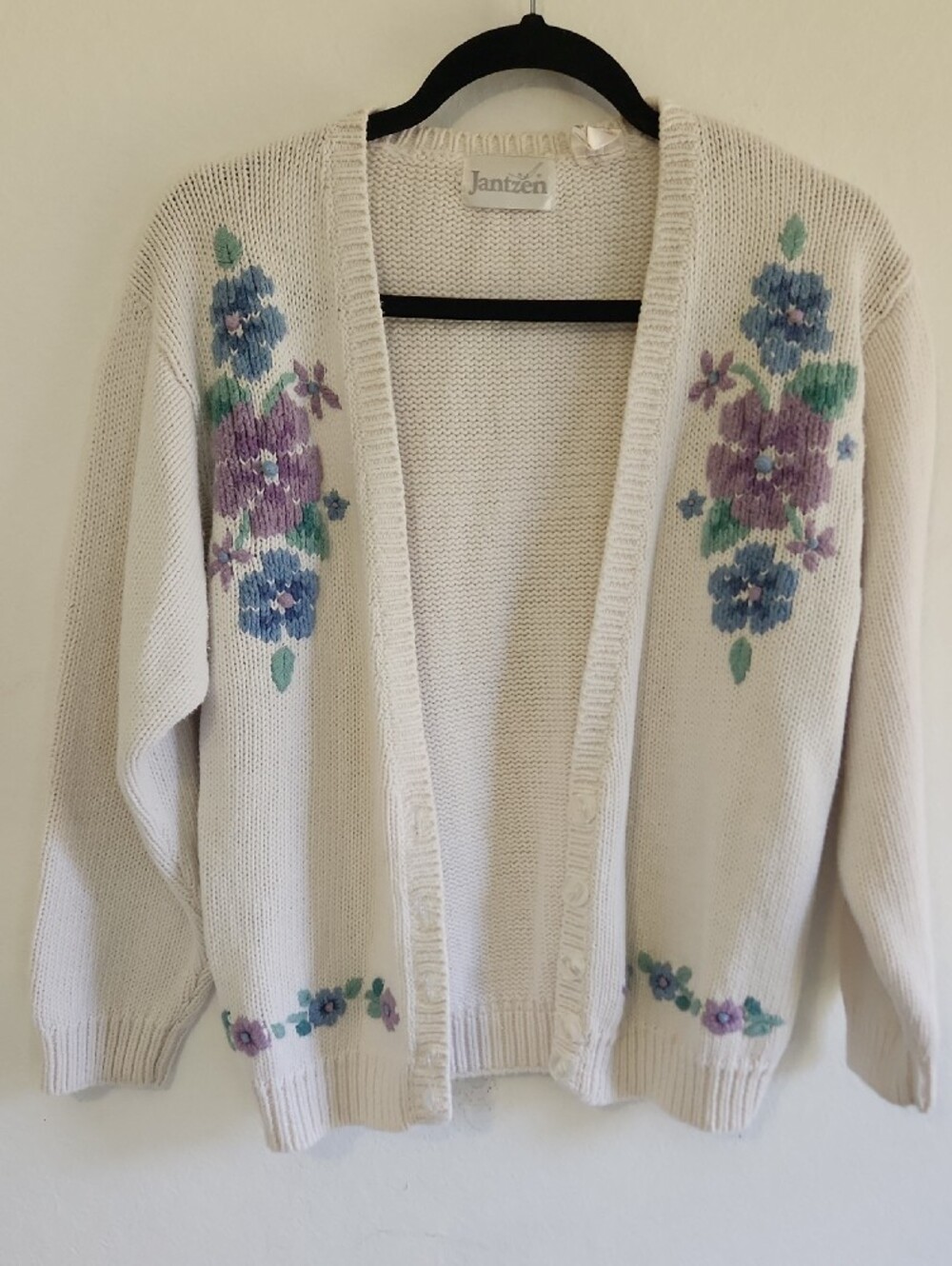 Vintage Cottagecore Floral Embroidered Cardigan Knit Sweater  Size S - Picture 4 of 6